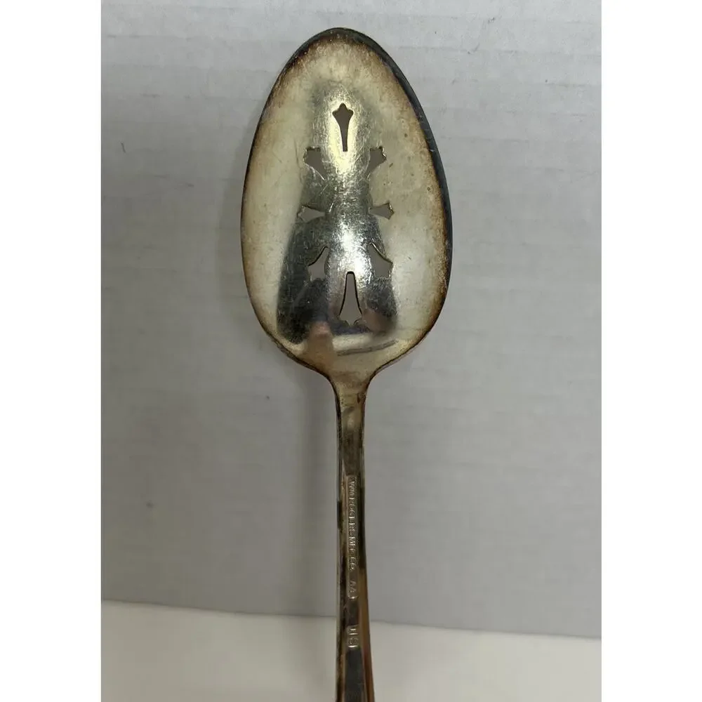 Wm Rogers Mfg. Co 1953 JUBLILEE Flatware Silver plate PIERCED SERVING SPOON 8.5”